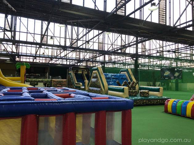 mega courts inflatable